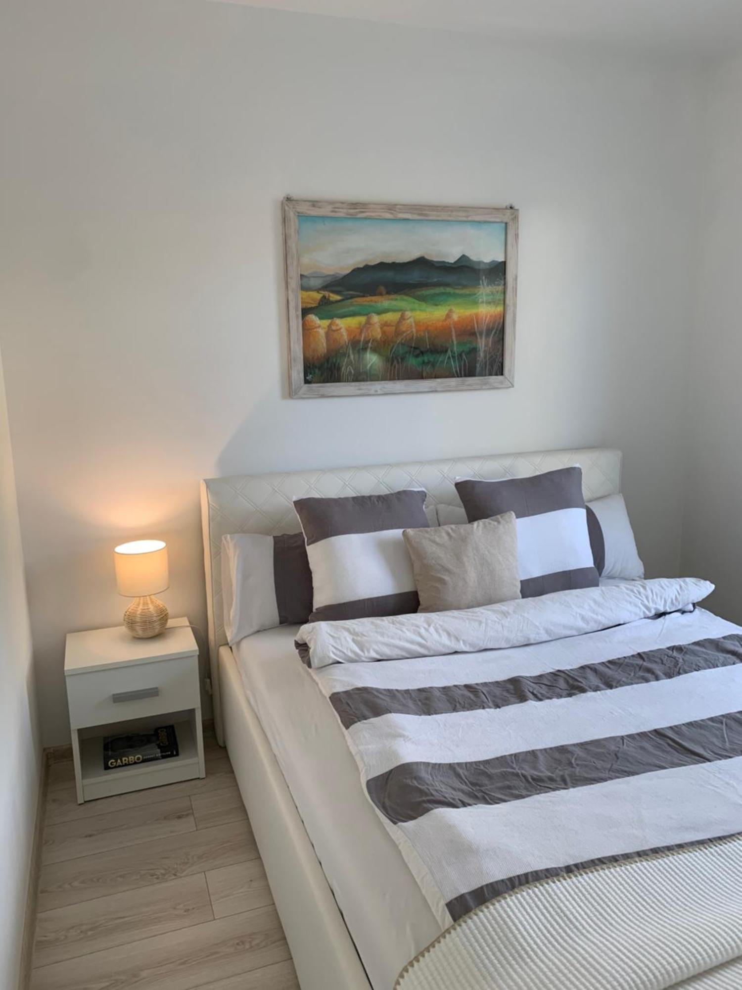 Aura Home Grywald Ngoại thất bức ảnh